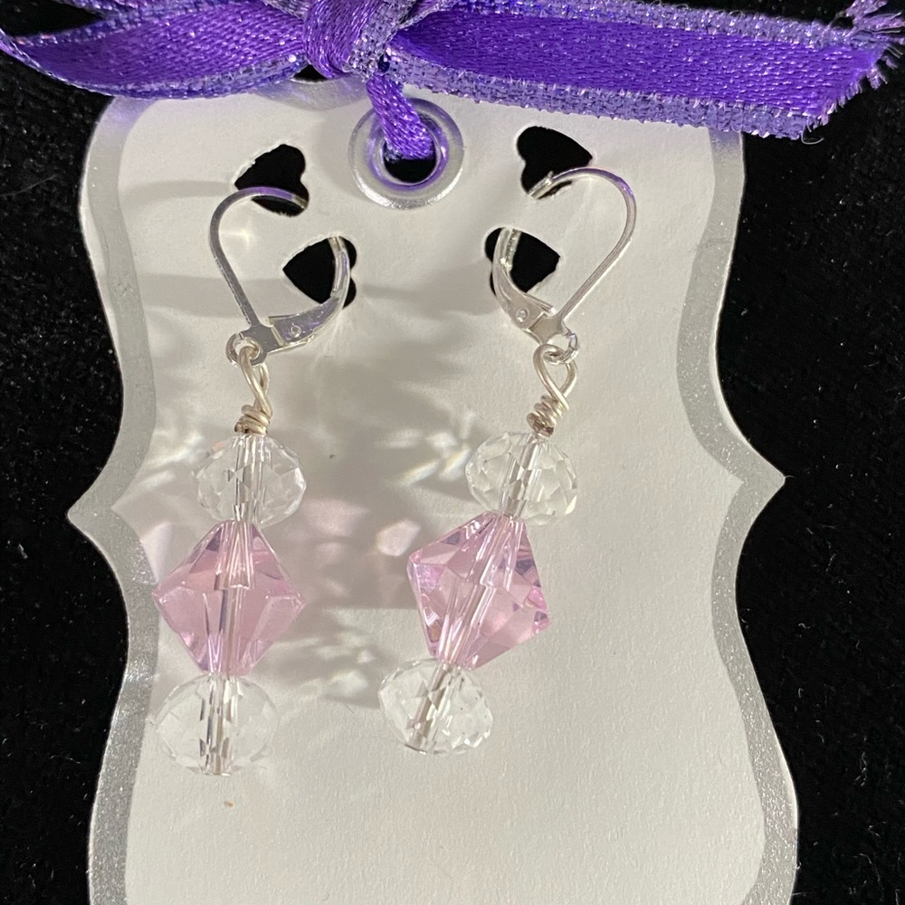 ꨄ 𝑅𝑜𝑚𝑎𝑛𝑡𝑖𝑐 𝐺𝑙𝑎𝑠𝑠 𝐸𝑎𝑟𝑟𝑖𝑛𝑔𝑠 ꨄ